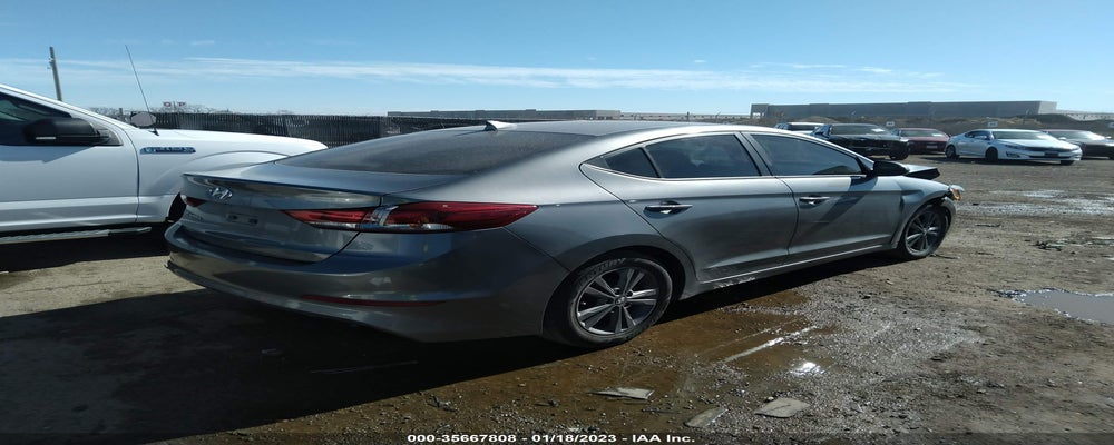 KMHD84LFXHU245602 2017 HYUNDAI ELANTRA photo no. 4