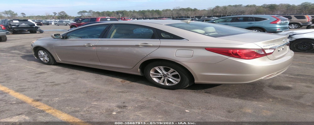 5NPEB4AC4BH076391 2011 HYUNDAI SONATA photo no. 3