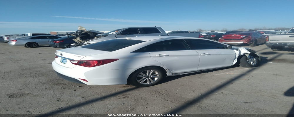 5NPEB4AC7EH942699 2014 HYUNDAI SONATA photo no. 4