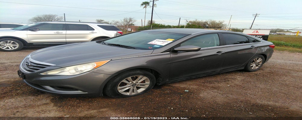 5NPEB4AC6DH624734 2013 HYUNDAI SONATA photo no. 2