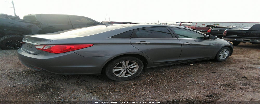 5NPEB4AC6DH624734 2013 HYUNDAI SONATA photo no. 4