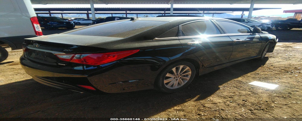 5NPEC4ABXEH948226 2014 HYUNDAI SONATA photo no. 4