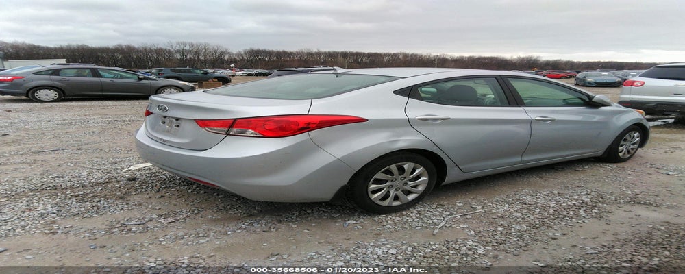 5NPDH4AE6DH203012 2013 HYUNDAI ELANTRA photo no. 4