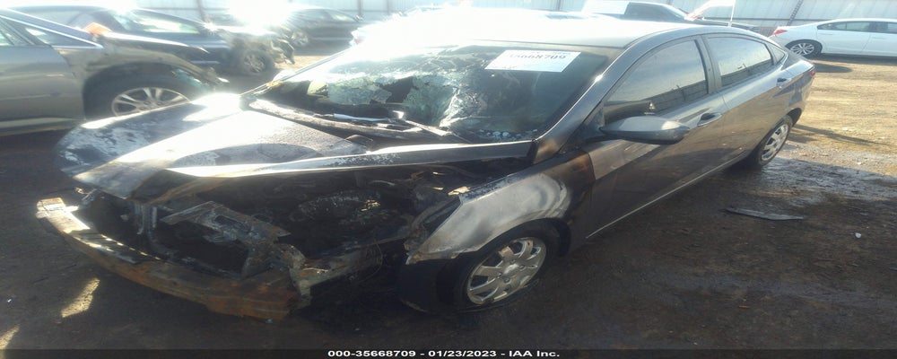 KMHCT4AEXDU560494 2013 HYUNDAI ACCENT photo no. 2