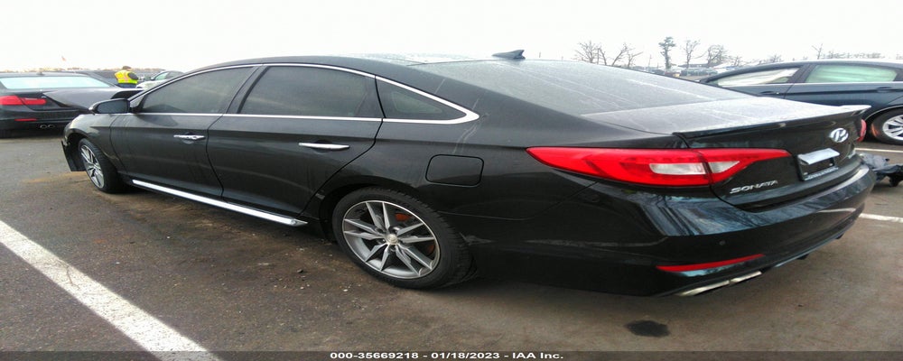 5NPE34AB7FH041676 2015 HYUNDAI SONATA photo no. 3