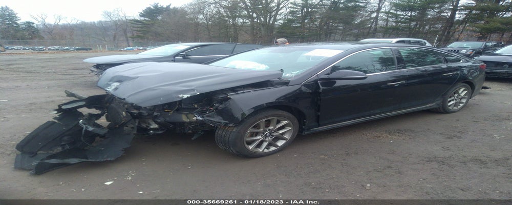 5NPE34AB0JH658748 2018 HYUNDAI SONATA photo no. 2