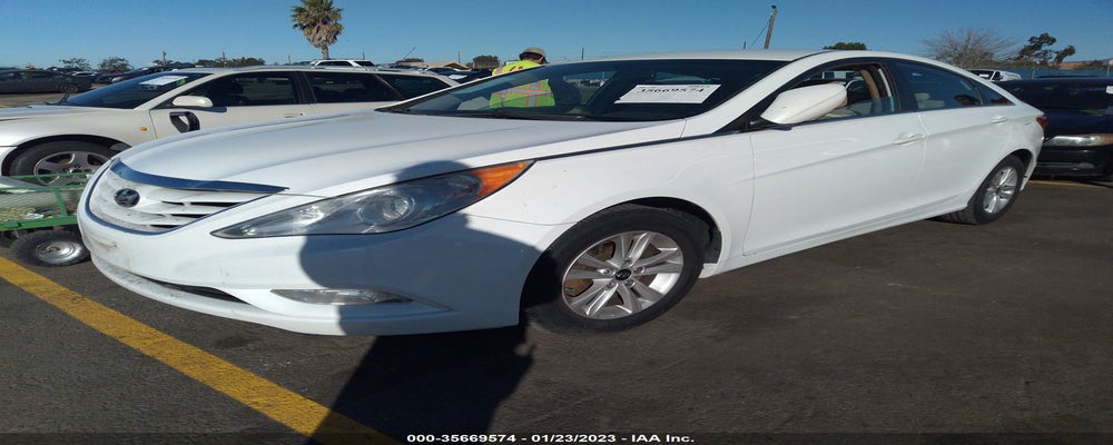 5NPEB4AC1DH539672 2013 HYUNDAI SONATA photo no. 2