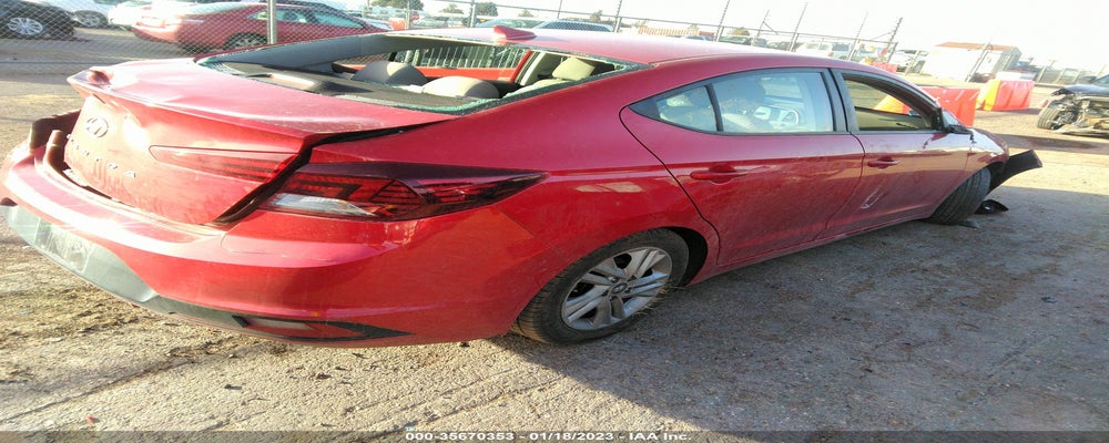 5NPD84LF2LH555394 2020 HYUNDAI ELANTRA photo no. 4