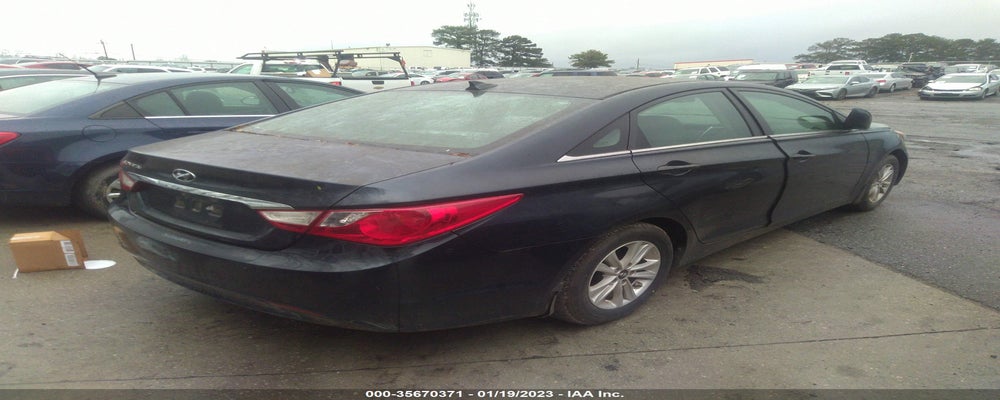 5NPEB4AC3DH691937 2013 HYUNDAI SONATA photo no. 4