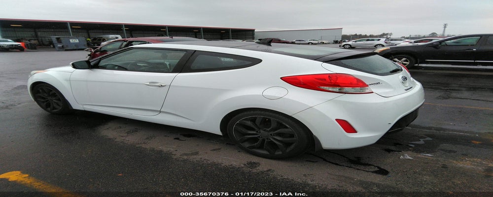 KMHTC6ADXDU156128 2013 HYUNDAI VELOSTER photo no. 3