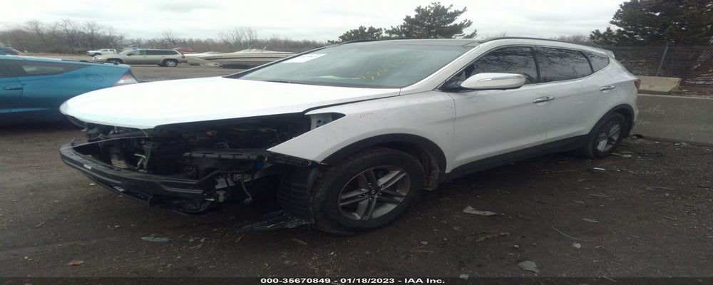 5XYZUDLB8HG444328 2017 HYUNDAI SANTA FE SPORT photo no. 2