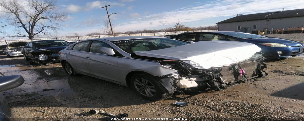 5NPEB4ACXDH587526 2013 HYUNDAI SONATA photo no. 15