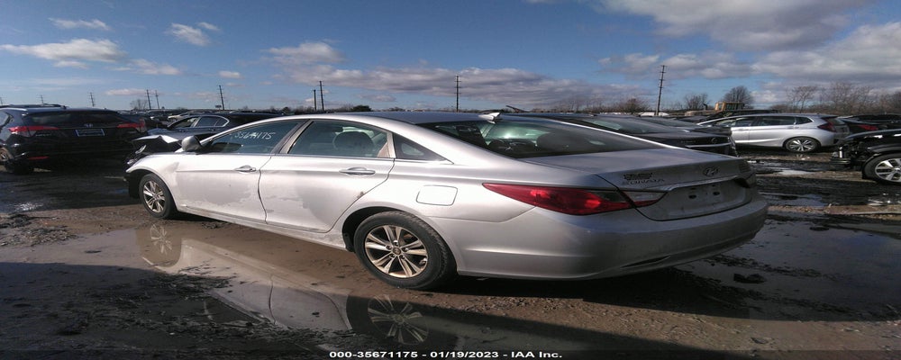 5NPEB4ACXDH587526 2013 HYUNDAI SONATA photo no. 3