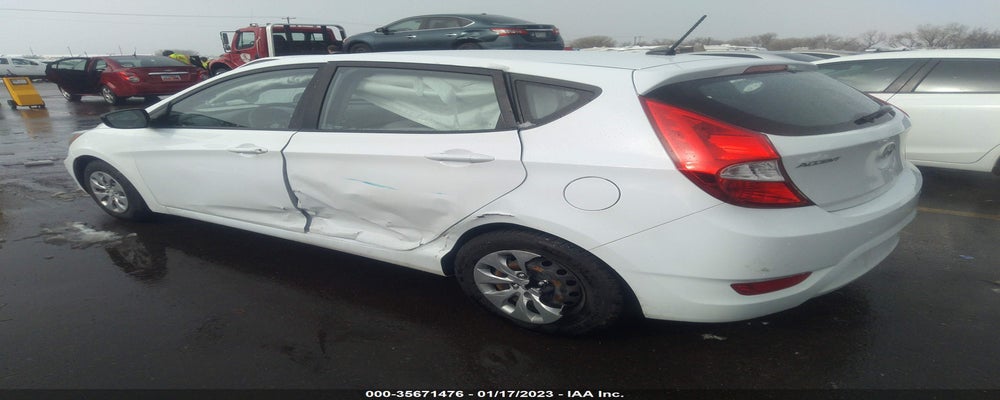 KMHCT5AE5HU336996 2017 HYUNDAI ACCENT photo no. 3