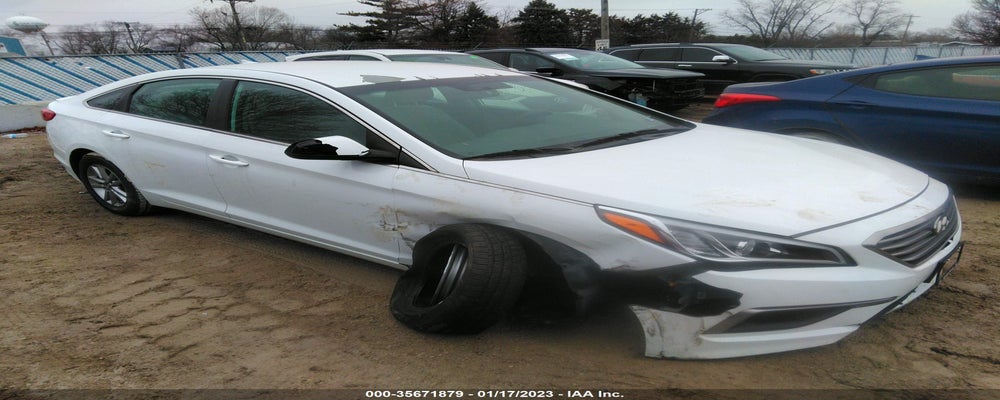 5NPE24AF9HH452084 2017 HYUNDAI SONATA photo no. 1
