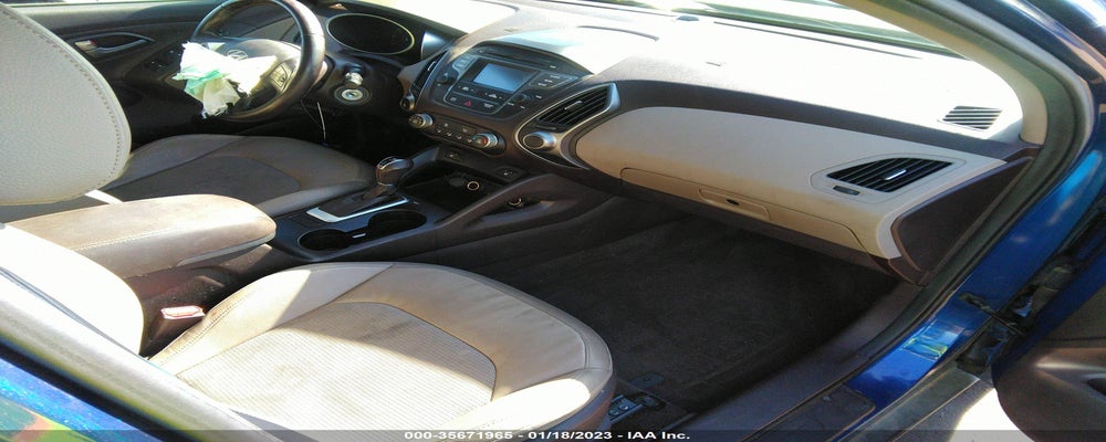 KM8JU3AG0FU969090 2015 HYUNDAI TUCSON photo no. 5