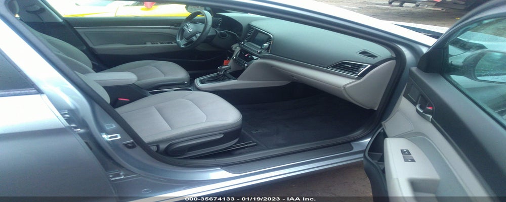 5NPD84LF8HH086383 2017 HYUNDAI ELANTRA photo no. 5