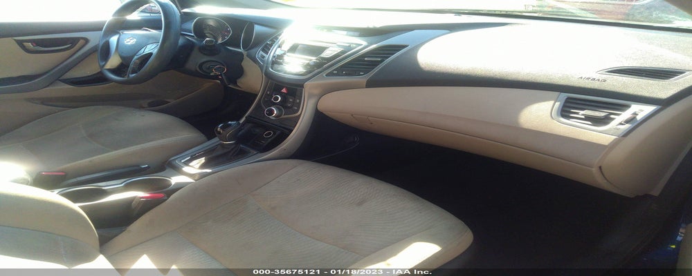 5NPDH4AE8GH773601 2016 HYUNDAI ELANTRA photo no. 5