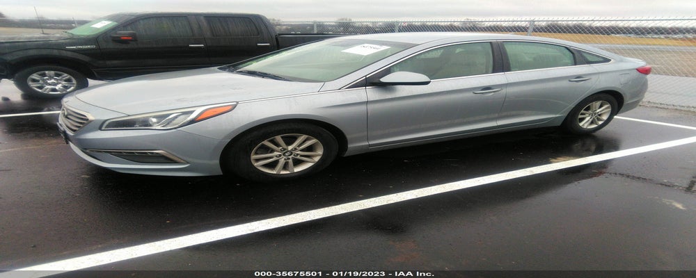 5NPE24AF1FH064182 2015 HYUNDAI SONATA photo no. 2