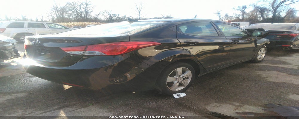 KMHDH4AE2DU907306 2013 HYUNDAI ELANTRA photo no. 4