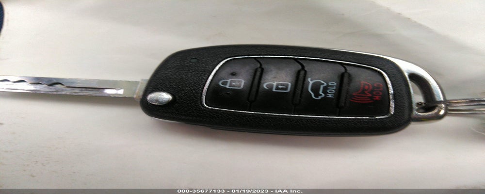 5XYZU3LB9HG418024 2017 HYUNDAI SANTA FE SPORT photo no. 11
