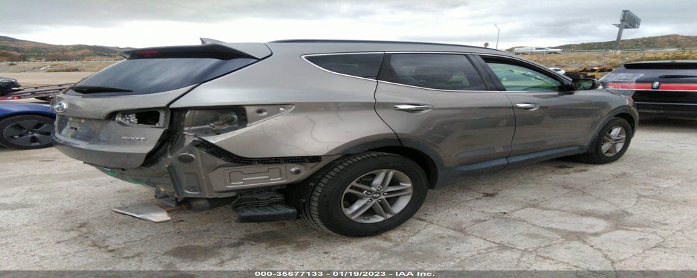 5XYZU3LB9HG418024 2017 HYUNDAI SANTA FE SPORT photo no. 4