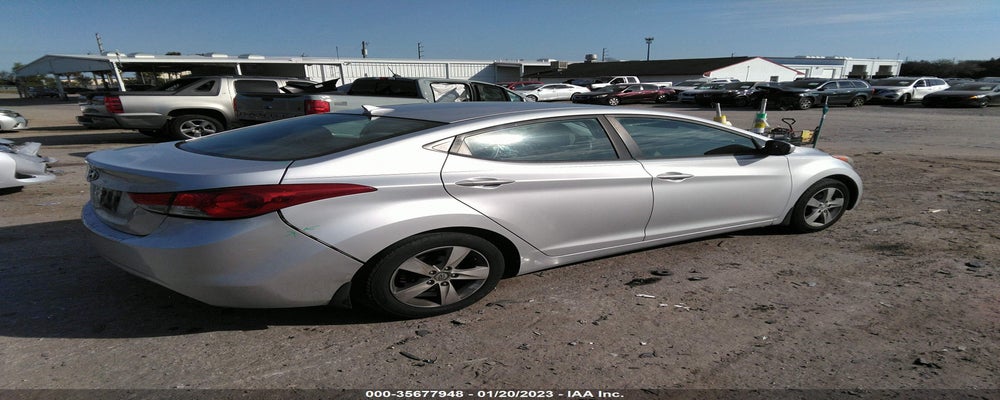 KMHDH4AE5DU613009 2013 HYUNDAI ELANTRA photo no. 4