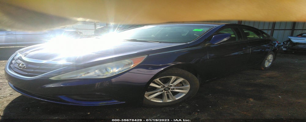 5NPEB4AC3BH148908 2011 HYUNDAI SONATA photo no. 2