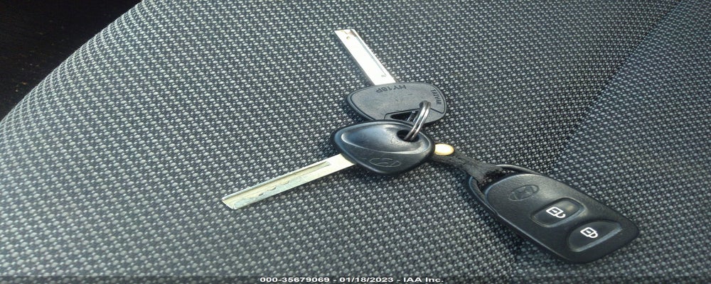 KMHCT5AE3DU083591 2013 HYUNDAI ACCENT photo no. 11