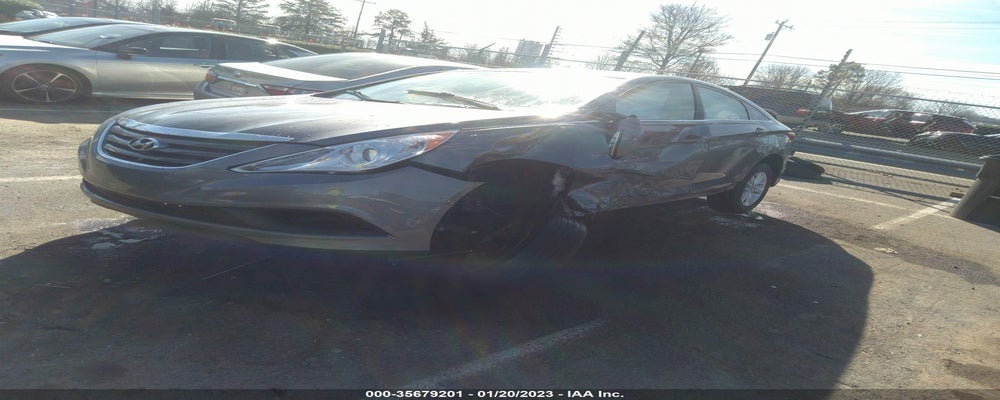 5NPEB4AC3EH827419 2014 HYUNDAI SONATA photo no. 2