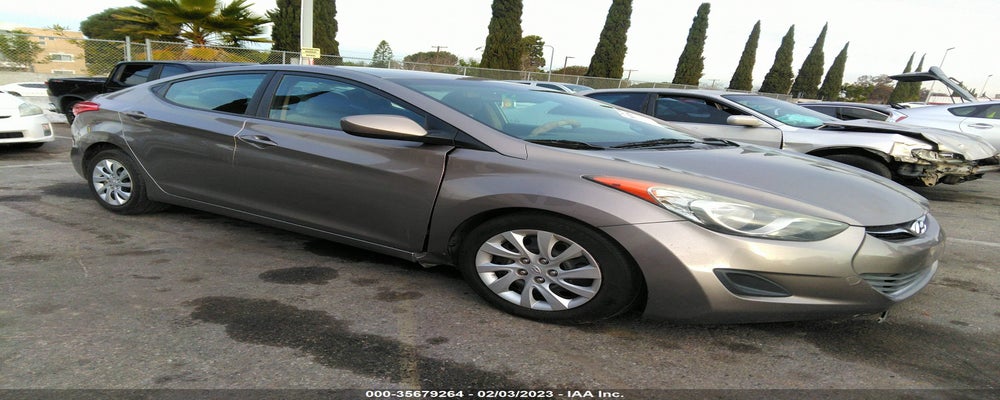5NPDH4AE7DH181375 2013 HYUNDAI ELANTRA photo no. 2