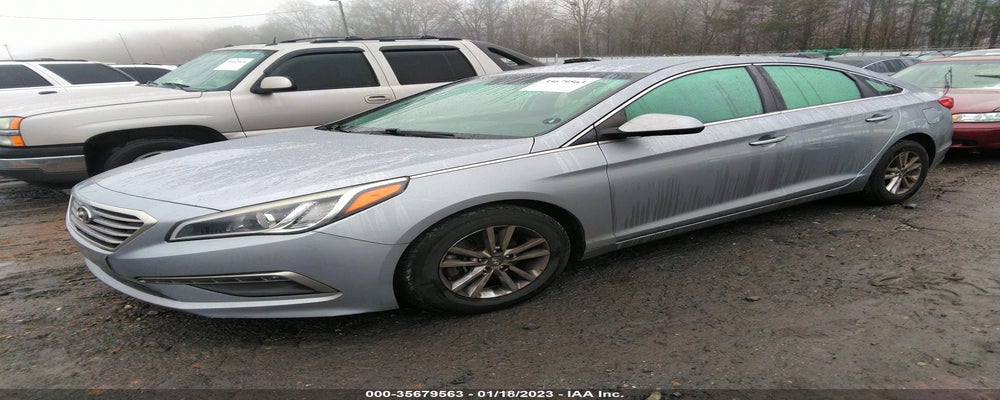 5NPE24AF2FH032941 2015 HYUNDAI SONATA photo no. 2