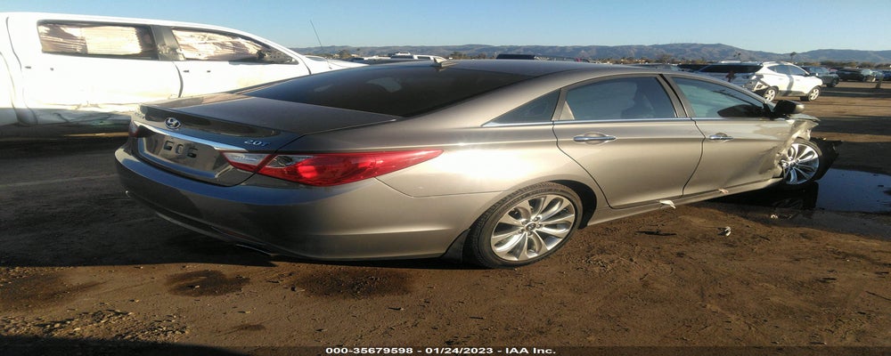 5NPEC4ABXCH428606 2012 HYUNDAI SONATA photo no. 4