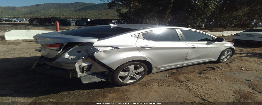 KMHDH4AE9DU582699 2013 HYUNDAI ELANTRA photo no. 4