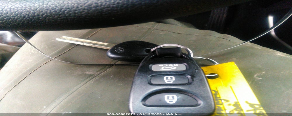 KMHTC6AD7CU072833 2012 HYUNDAI VELOSTER photo no. 11