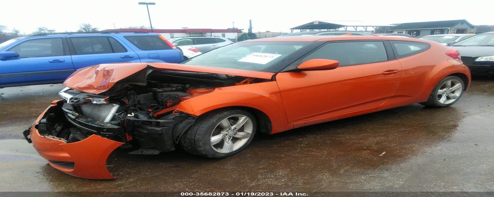 KMHTC6AD7CU072833 2012 HYUNDAI VELOSTER photo no. 2