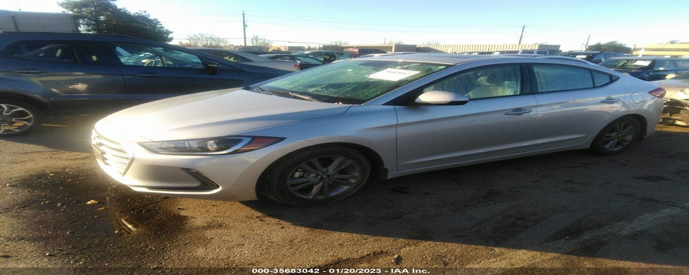 5NPD84LFXJH267197 2018 HYUNDAI ELANTRA photo no. 2