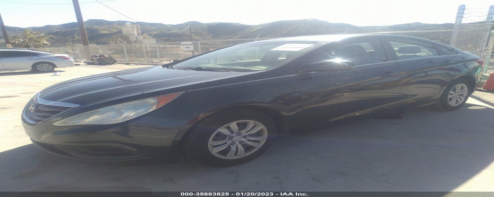 5NPEB4ACXBH191321 2011 HYUNDAI SONATA photo no. 2