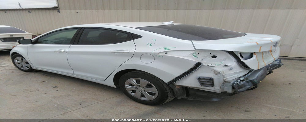 5NPDH4AE2GH750301 2016 HYUNDAI ELANTRA photo no. 3