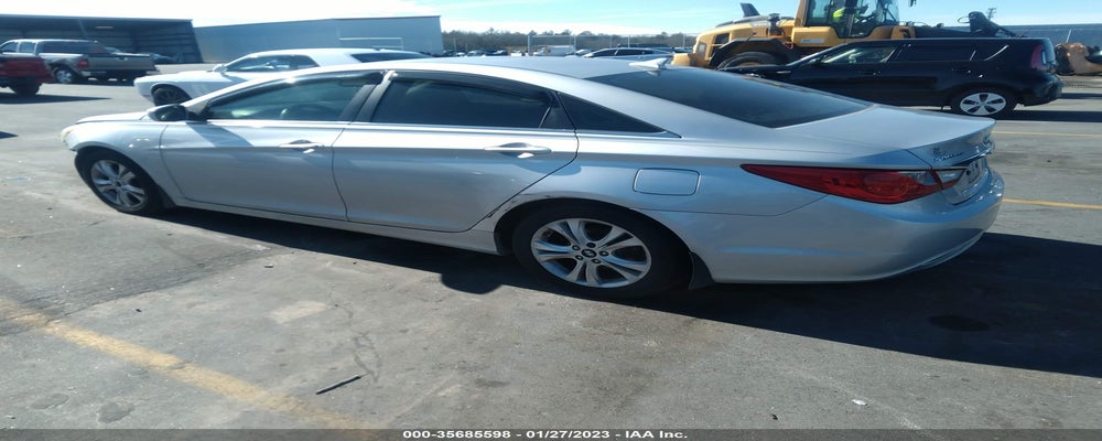 5NPEB4AC3BH100292 2011 HYUNDAI SONATA photo no. 3