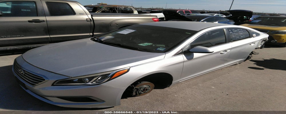 5NPE24AFXHH492867 2017 HYUNDAI SONATA photo no. 2