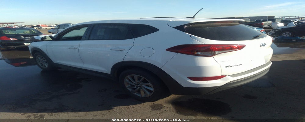 KM8J23A42HU559227 2017 HYUNDAI TUCSON photo no. 3