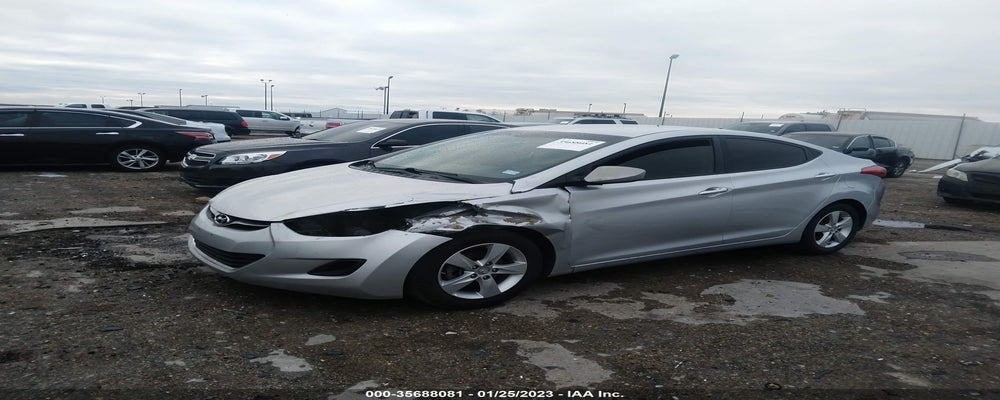 5NPDH4AE2DH315077 2013 HYUNDAI ELANTRA photo no. 2