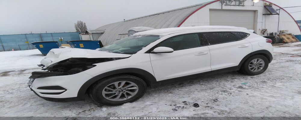 KM8J2CA42JU793924 2018 HYUNDAI TUCSON photo no. 2