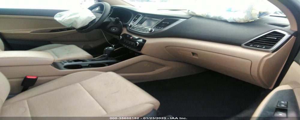 KM8J2CA42JU793924 2018 HYUNDAI TUCSON photo no. 5
