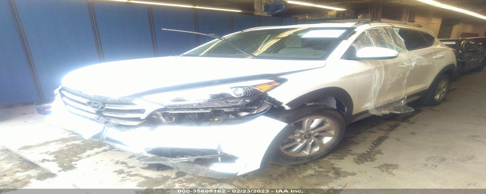 KM8J33A41JU606556 2018 HYUNDAI TUCSON photo no. 2