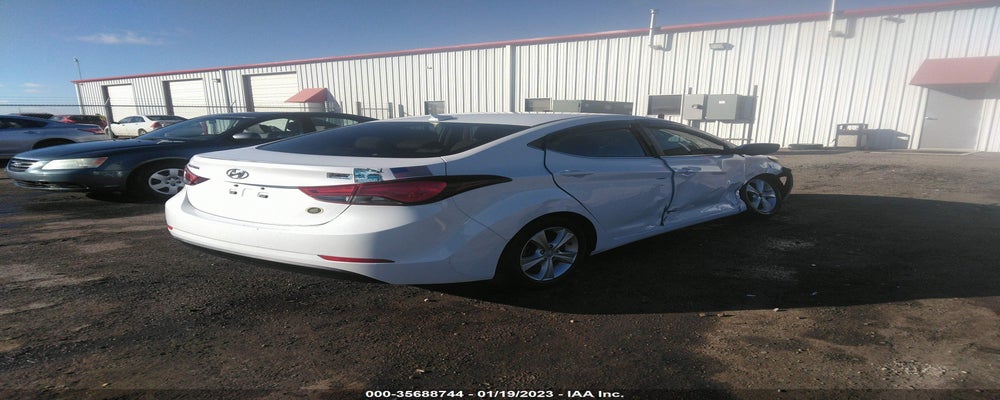 5NPDH4AE5GH685444 2016 HYUNDAI ELANTRA photo no. 4