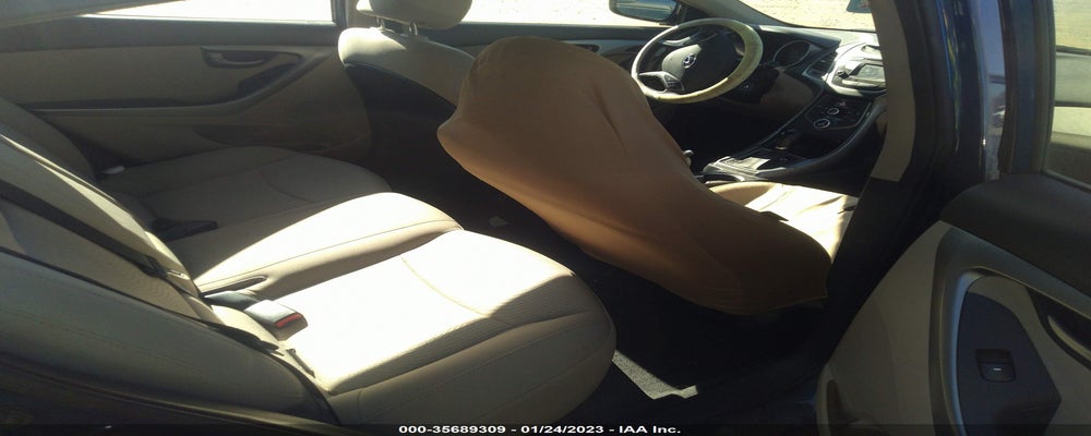 5NPDH4AE9GH704786 2016 HYUNDAI ELANTRA photo no. 8