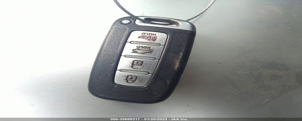 KMHGC4DD9CU152703 2012 HYUNDAI GENESIS photo no. 11