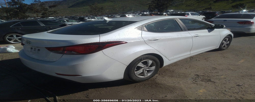 5NPDH4AE9FH615377 2015 HYUNDAI ELANTRA photo no. 4